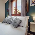 Panoramic With Private Pool Near