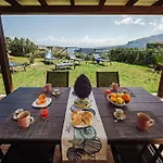 Panoramic With Private Pool Near 빌라 *