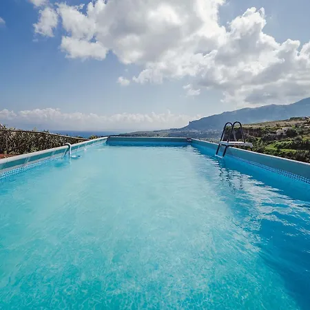 Panoramic With Private Pool Near 빌라 스코펠로